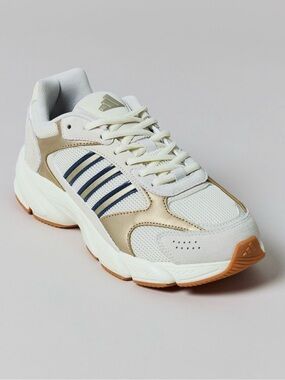 adidas Women’s Crazychaos 2000 Sneakers NEW S 9